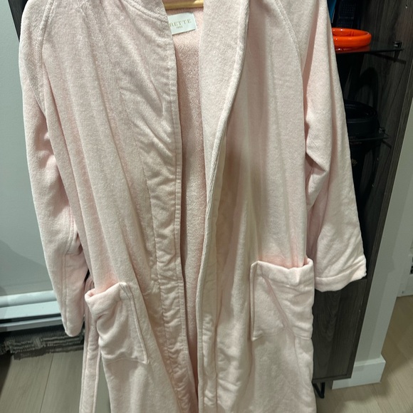 Frette Soft Blush Robe - Picture 5 of 5